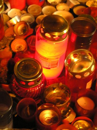 Ljus till minne av Václav Havel.